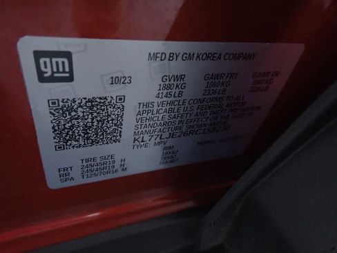 Certified 2024 Chevrolet Trax RS w/ Driver Confidence Package image 29