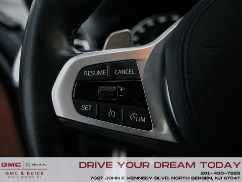 Used 2025 BMW X4 M40i w/ Premium Package image 25