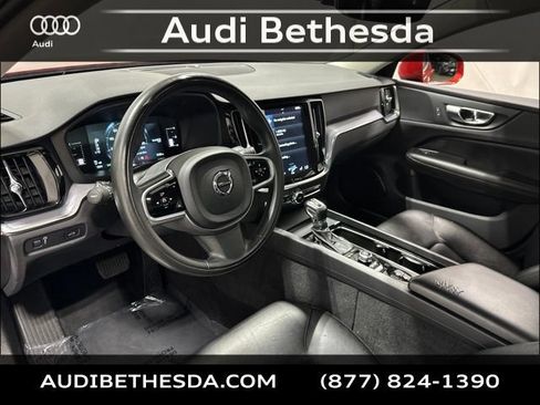 Used 2019 Volvo S60 T5 Momentum w/ Premium Package FWD image 14