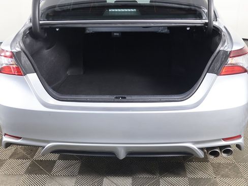 Used 2024 Toyota Camry SE image 17