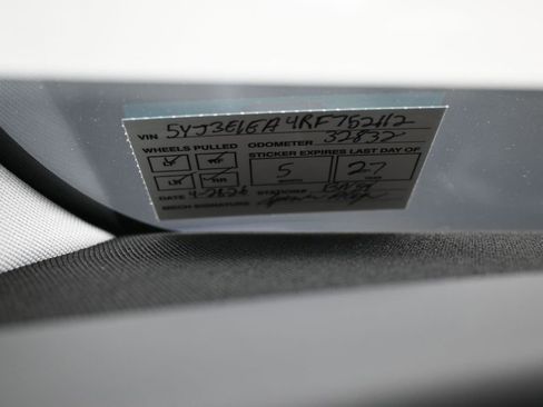 Used 2024 Tesla Model 3 Standard Range RWD image 3