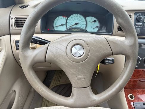 Used 2003 Toyota Corolla CE FWD image 12