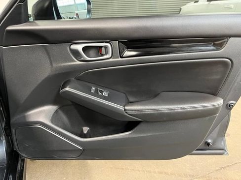 Used 2024 Honda Civic Touring image 11