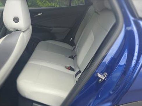 Used 2022 Volkswagen ID.4 Pro S RWD image 16
