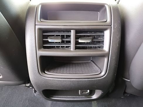 Used 2019 Cadillac XT5 Luxury image 45