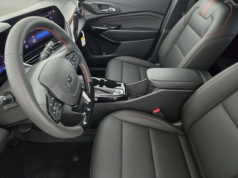 New 2026 Chevrolet Trax RS w/ Driver Confidence Package FWD image 15