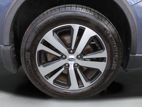 Used 2018 Subaru Outback 3.6R Limited AWD/4WD image 27