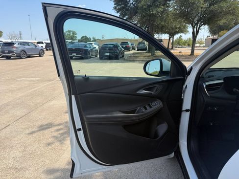 Used 2026 Buick Encore GX Preferred FWD image 18