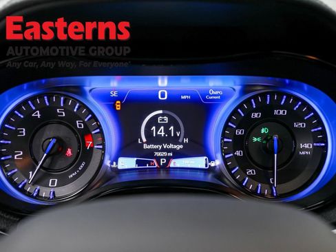 Used 2023 Chrysler 300 S image 18