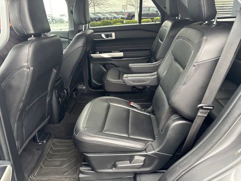 Used 2023 Ford Explorer XLT w/ Equipment Group 202A AWD/4WD image 25