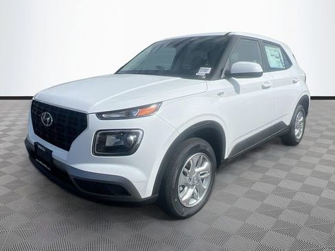 New 2026 Hyundai Venue SE FWD image 3