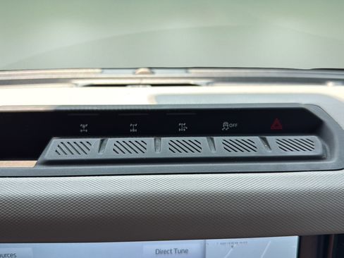 Used 2022 Ford Bronco Wildtrak AWD/4WD image 22