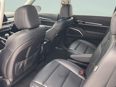 Used 2025 Kia Telluride S AWD/4WD image 9