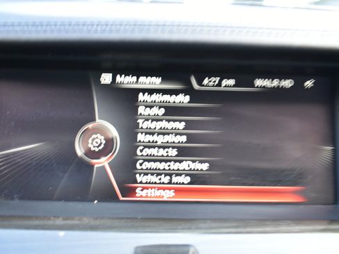 Used 2015 BMW 550i Sedan image 21