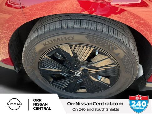 Used 2025 Nissan Murano SV FWD image 9