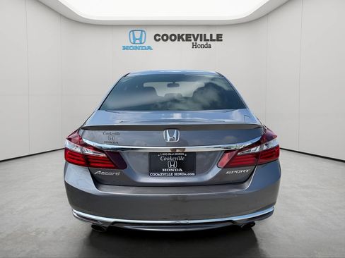 Used 2017 Honda Accord Sport image 6