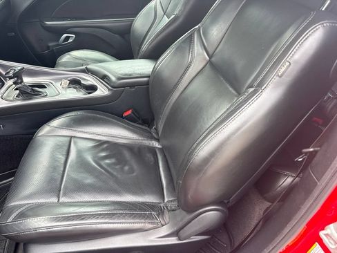 Used 2018 Dodge Challenger GT w/ Driver Convenience Group AWD/4WD image 21