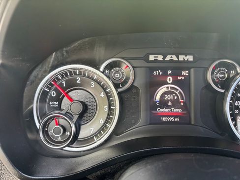 Used 2019 RAM 1500 Big Horn image 9