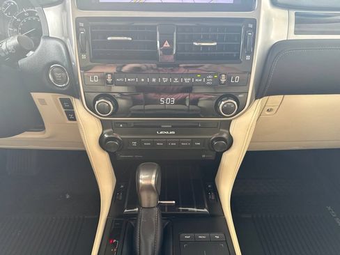 Used 2023 Lexus GX 460 Premium w/ Premium Package AWD/4WD image 20