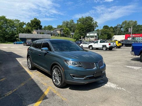 Used 2016 Lincoln MKX Reserve w/ Climate Package AWD/4WD image 3