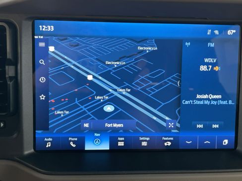 Used 2024 Ford Bronco Wildtrak image 24