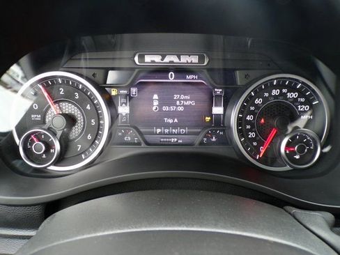 New 2025 RAM 2500 Big Horn AWD/4WD image 15