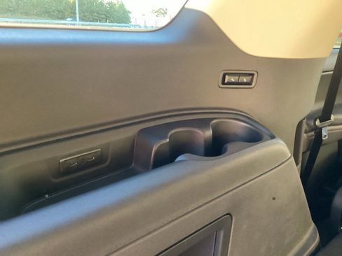 New 2025 Ford Expedition Active image 14