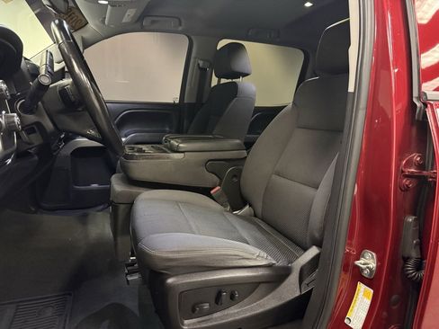 Used 2018 Chevrolet Silverado 1500 LT w/ All Star Edition image 22