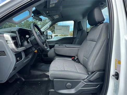 New 2026 Ford F250 XL image 28