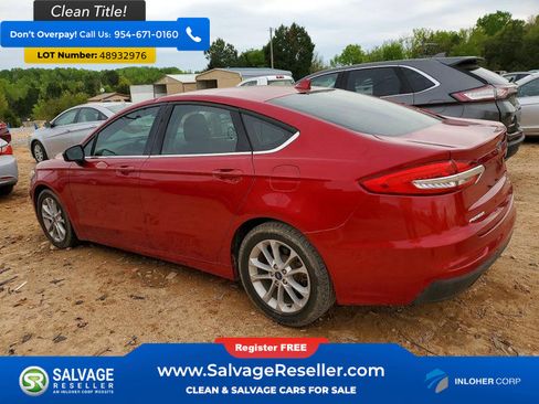 Used 2020 Ford Fusion SE FWD image 3
