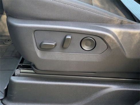 New 2026 Chevrolet Tahoe LS image 11