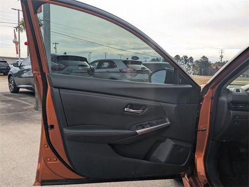 Used 2024 Nissan Sentra SR image 11