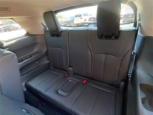 New 2026 INFINITI QX60 Luxe w/ Cargo Package image 15