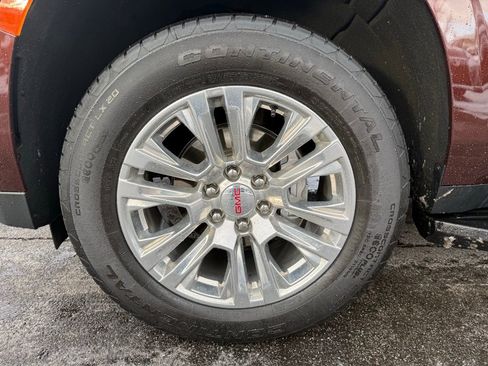 Used 2023 GMC Yukon Denali image 28
