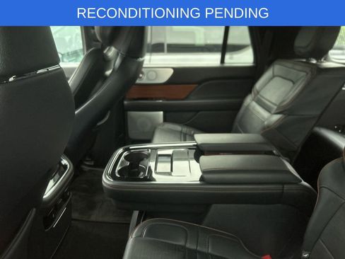 Used 2023 Lincoln Navigator L Black Label AWD/4WD image 9