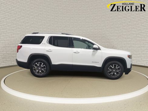 Used 2023 GMC Acadia SLE w/ Driver Convenience Package AWD/4WD image 4
