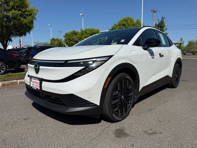 Certified 2026 Nissan Leaf Platinum+ w/ Cargo Package (Platinum+)