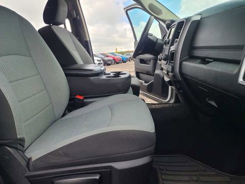 Used 2023 RAM 1500 Classic SLT w/ Protection Group AWD/4WD image 19