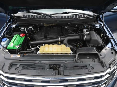 Used 2020 Ford Expedition XLT w/ Equipment Group 202A AWD/4WD image 24