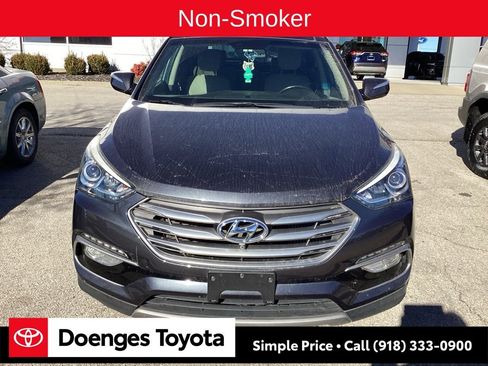 Used 2018 Hyundai Santa Fe Sport image 2
