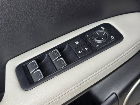 Used 2017 Lexus RX 350 FWD w/ Premium Package image 20