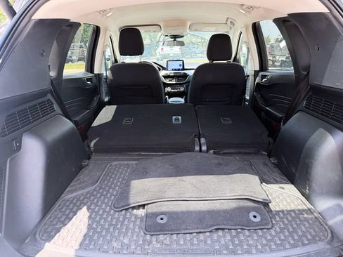 Used 2021 Ford Escape SE w/ Convenience Package FWD image 19
