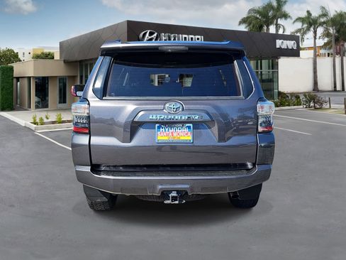 Used 2021 Toyota 4Runner SR5 image 2