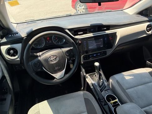 Used 2019 Toyota Corolla LE FWD image 7