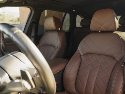 Used 2026 BMW X5 M60i image 20