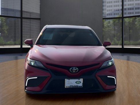 Used 2023 Toyota Camry SE image 8