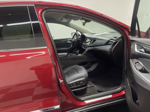 Used 2020 Buick Enclave Premium w/ Surround and Sites Package image 26