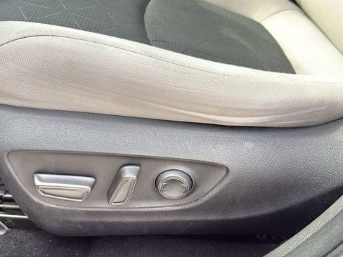 Used 2023 Toyota RAV4 XLE image 11