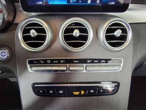 Certified 2022 Mercedes-Benz GLC 300 4MATIC image 21