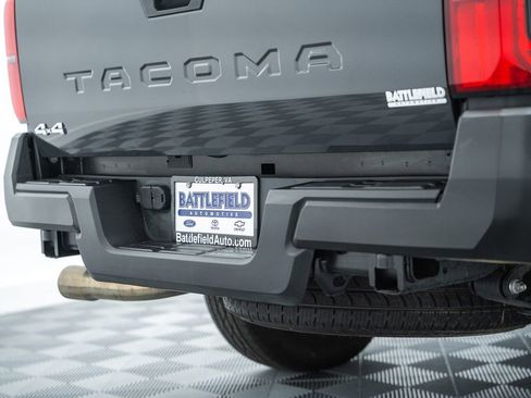Certified 2025 Toyota Tacoma SR image 10